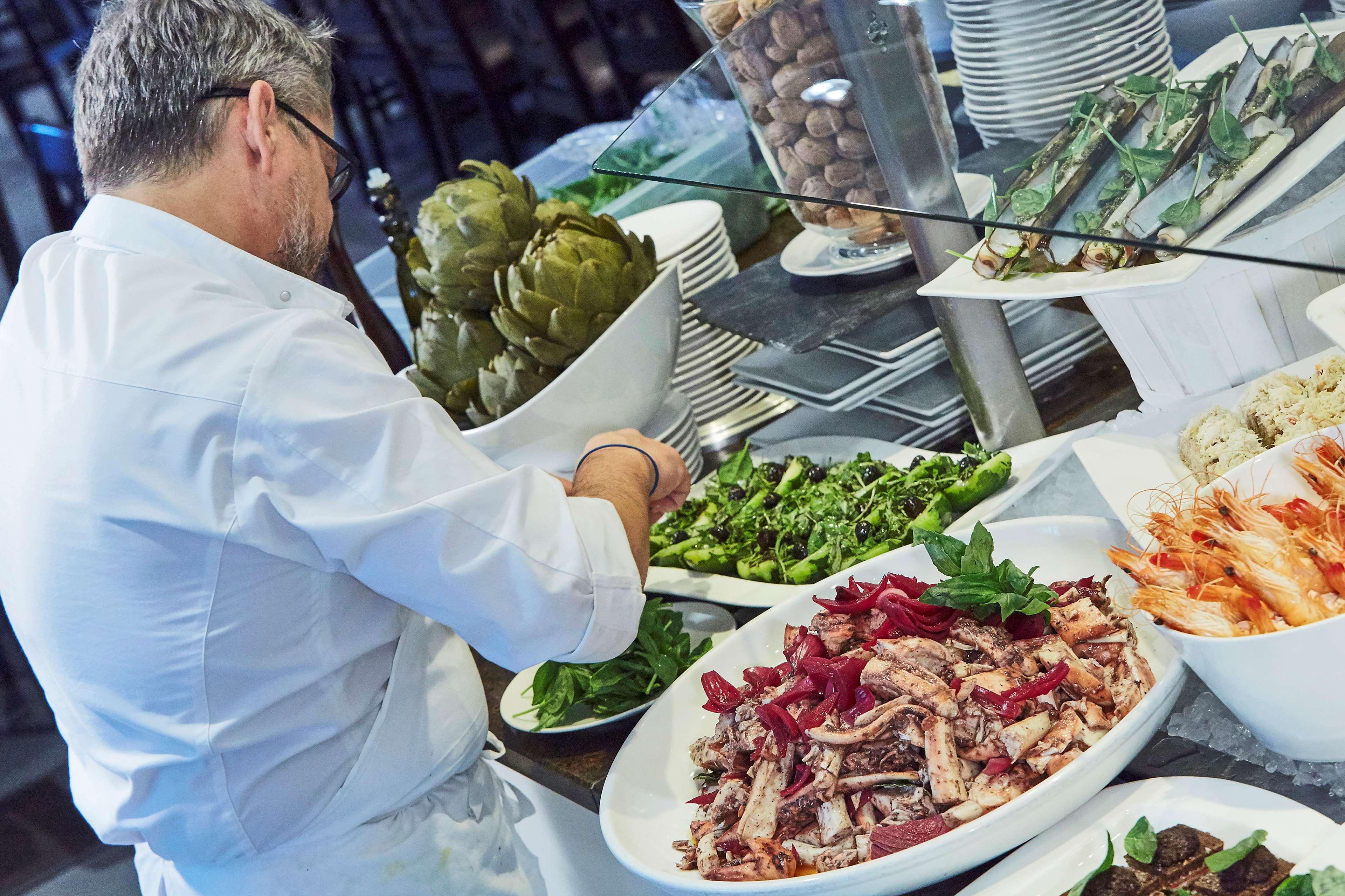 Kyriad Prestige Lyon Est - Saint Priest Eurexpo Hotel And Spa Εξωτερικό φωτογραφία