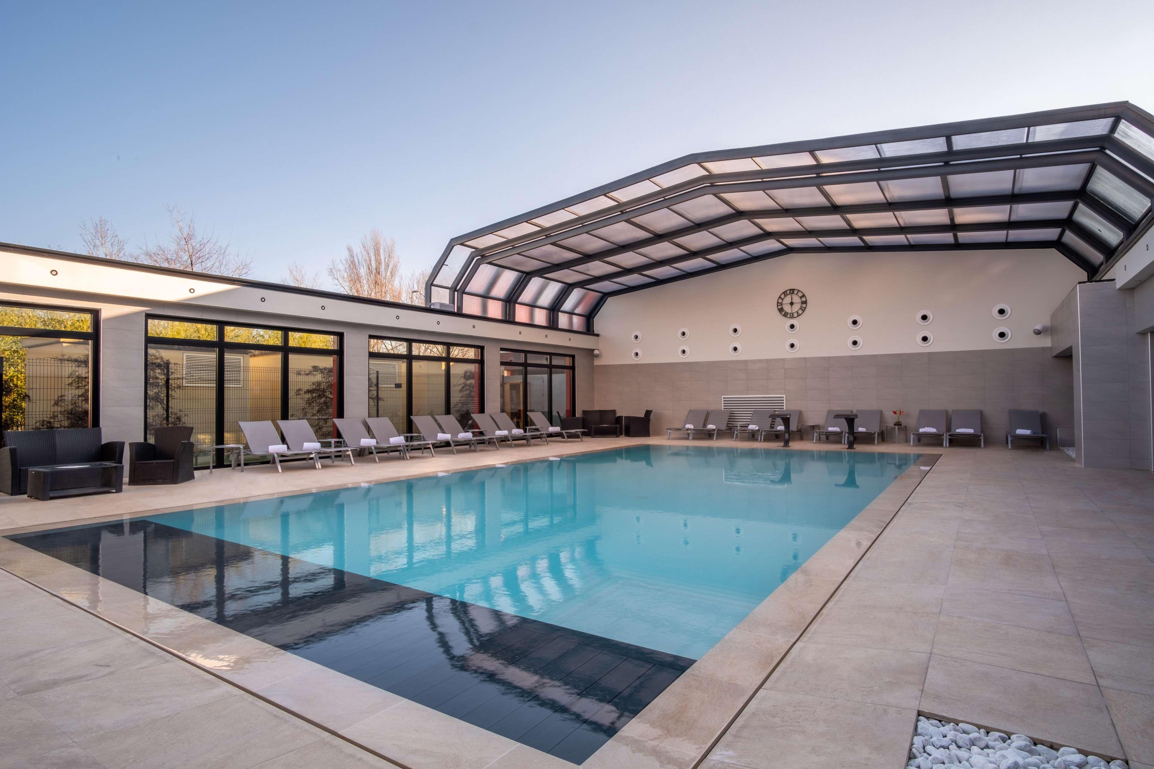 Kyriad Prestige Lyon Est - Saint Priest Eurexpo Hotel And Spa Εξωτερικό φωτογραφία