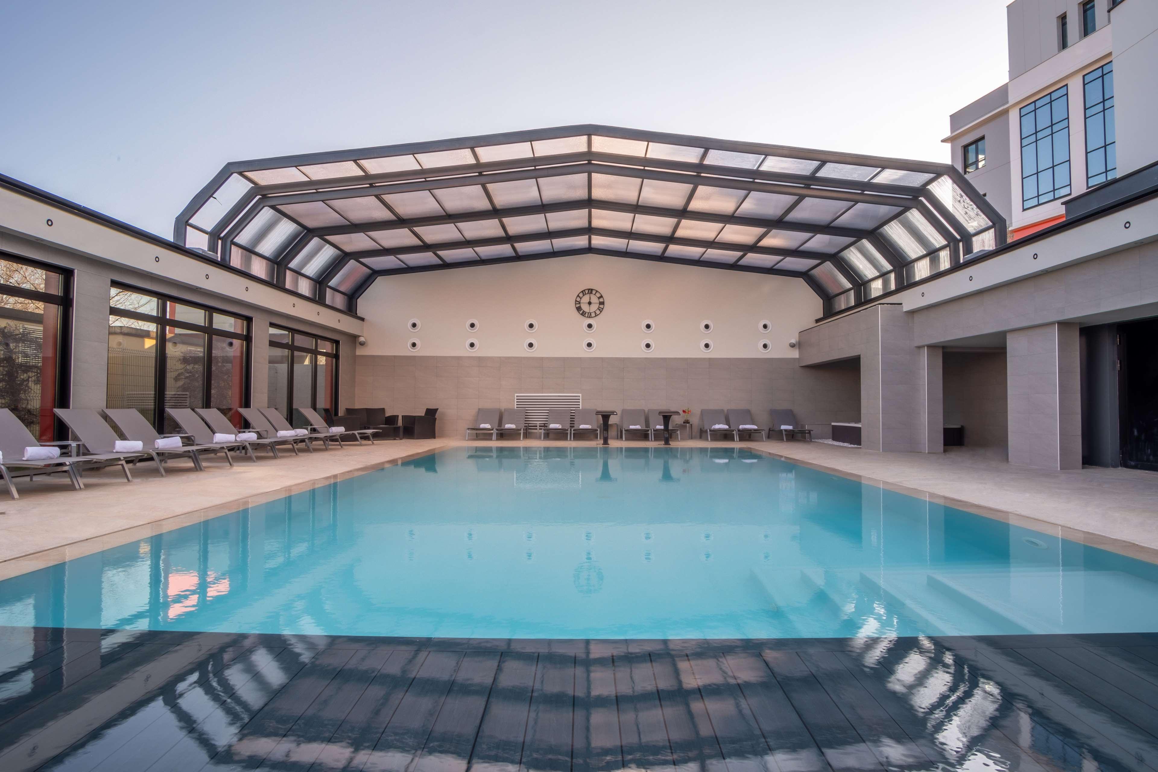 Kyriad Prestige Lyon Est - Saint Priest Eurexpo Hotel And Spa Εξωτερικό φωτογραφία